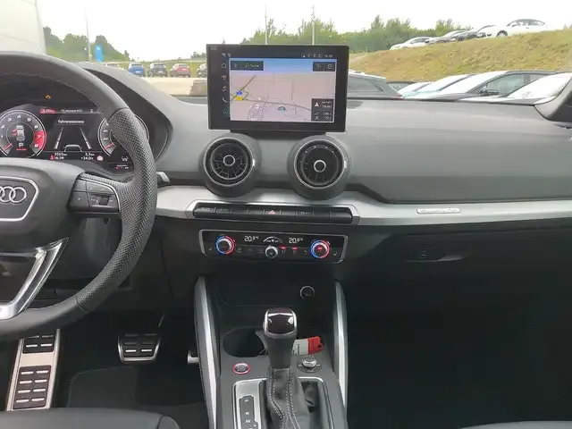 Audi SQ2