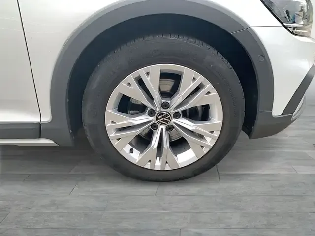 Volkswagen Passat Alltrack