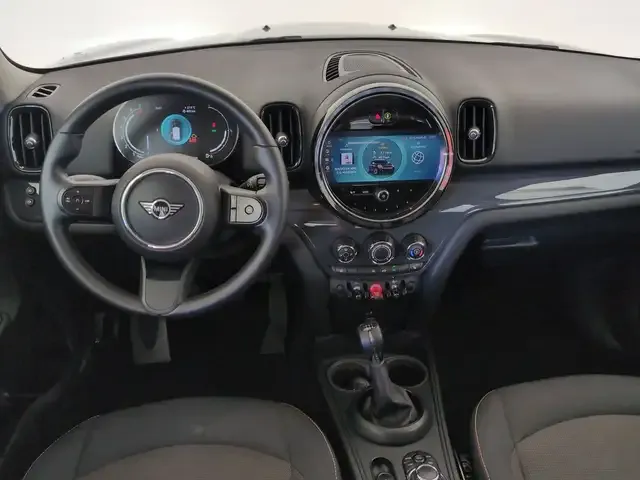 MINI One Countryman