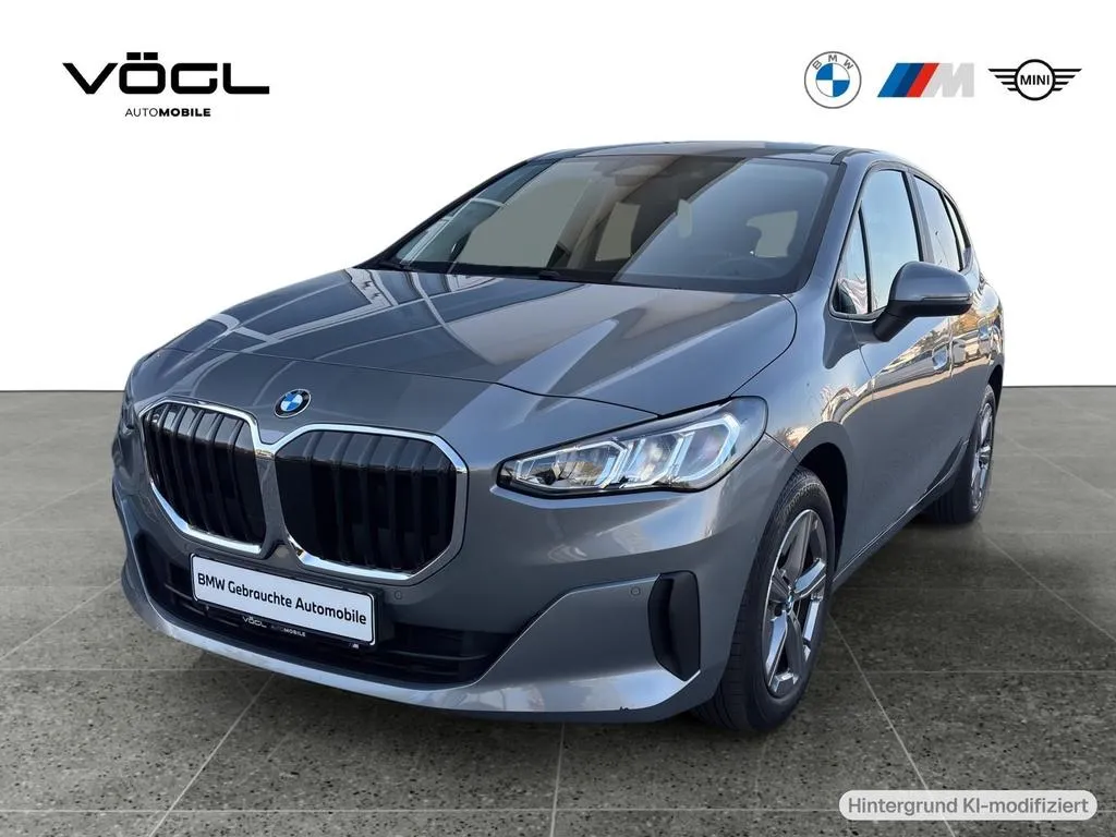 BMW 218