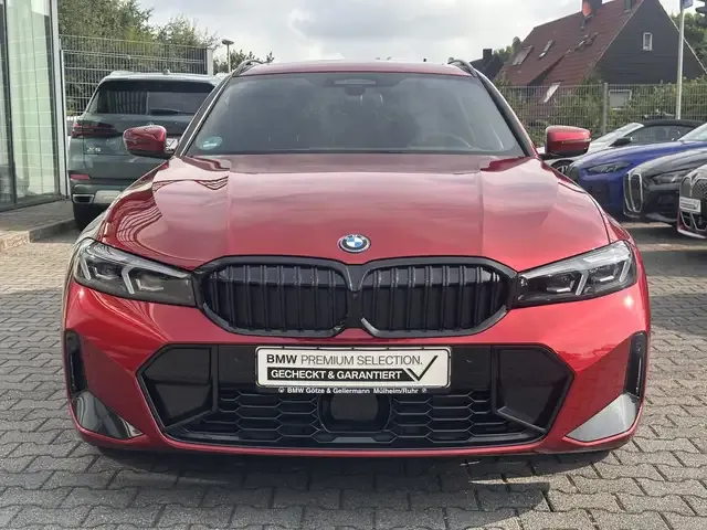 BMW 330