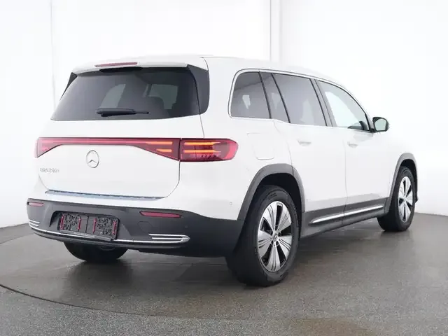 Mercedes-Benz EQB 250