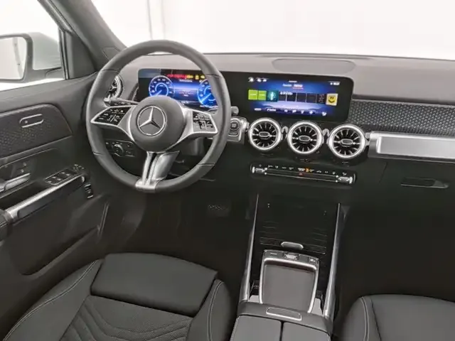 Mercedes-Benz EQB 250