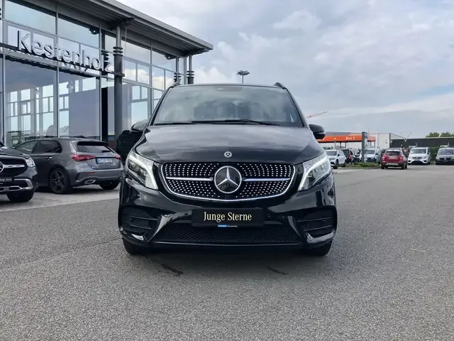Mercedes-Benz V 250