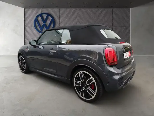 MINI John Cooper Works Cabrio