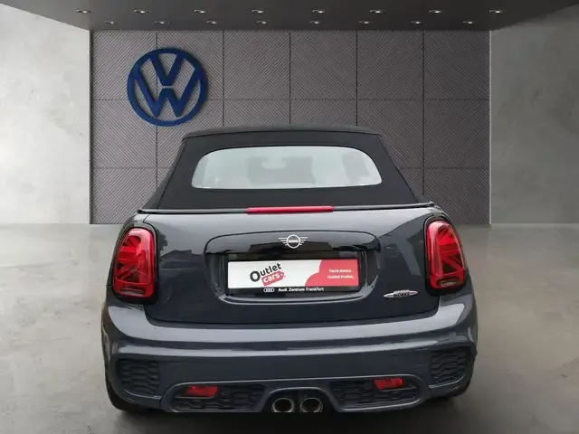 MINI John Cooper Works Cabrio