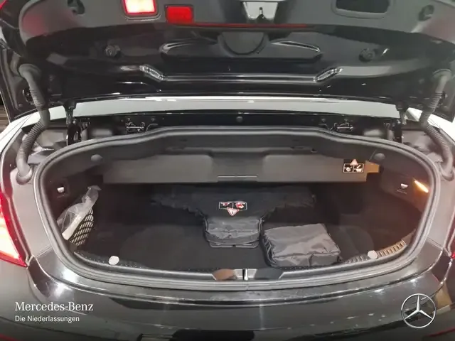 Mercedes-Benz C 63 AMG