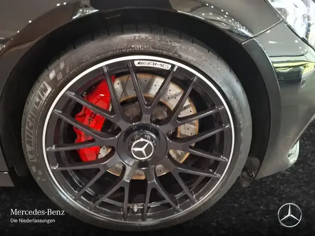 Mercedes-Benz C 63 AMG