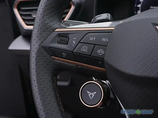 CUPRA Leon