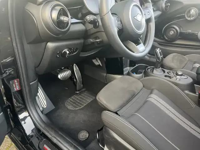 MINI John Cooper Works Cabrio