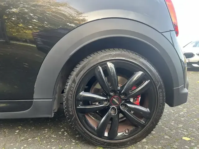 MINI John Cooper Works Cabrio