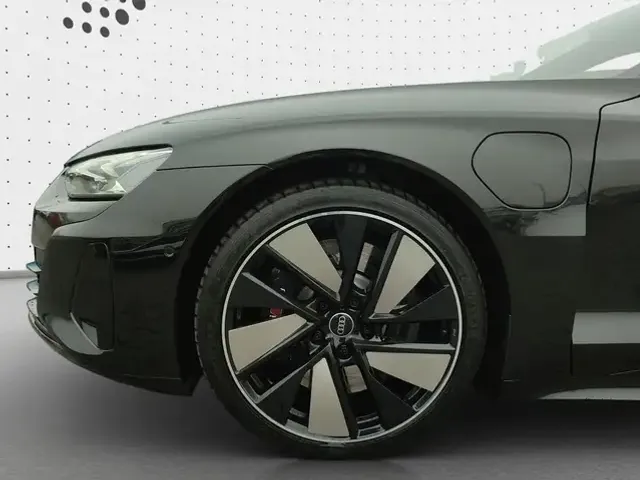 Audi RS e-tron GT