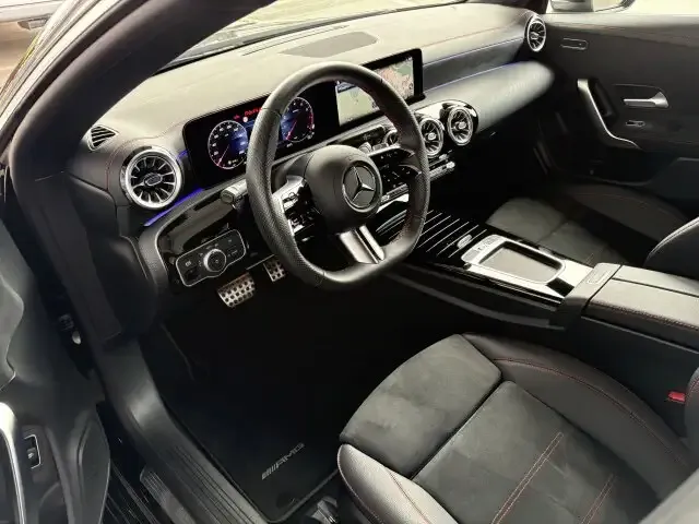 Mercedes-Benz CLA 200