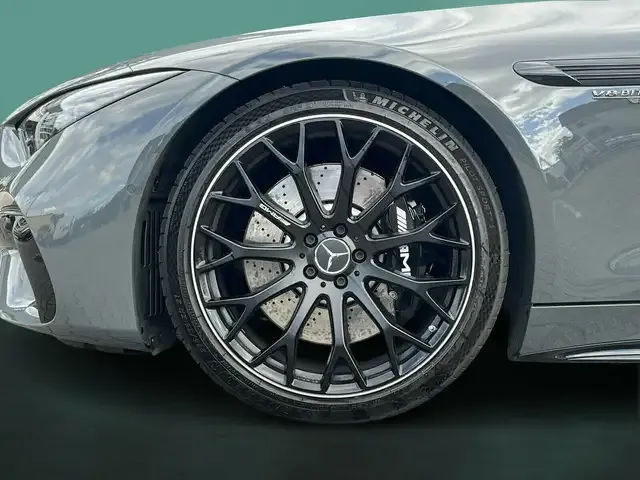 Mercedes-Benz SL 63 AMG