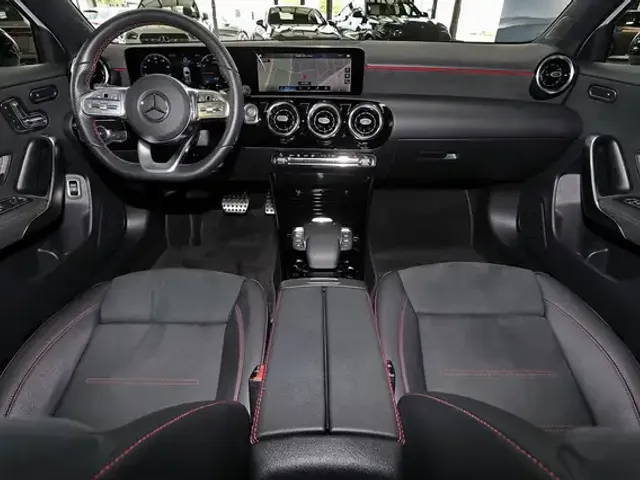 Mercedes-Benz A 250