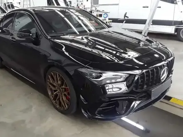Mercedes-Benz CLA 45 AMG