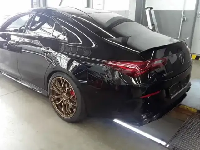 Mercedes-Benz CLA 45 AMG