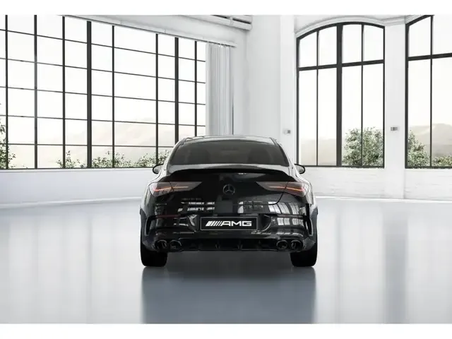 Mercedes-Benz CLA 45 AMG