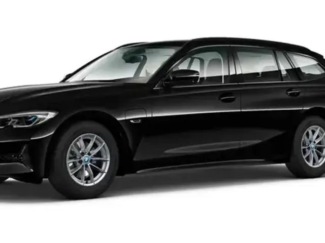 BMW 330