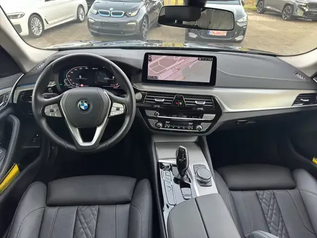 BMW 530
