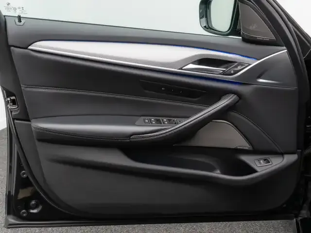 BMW 550
