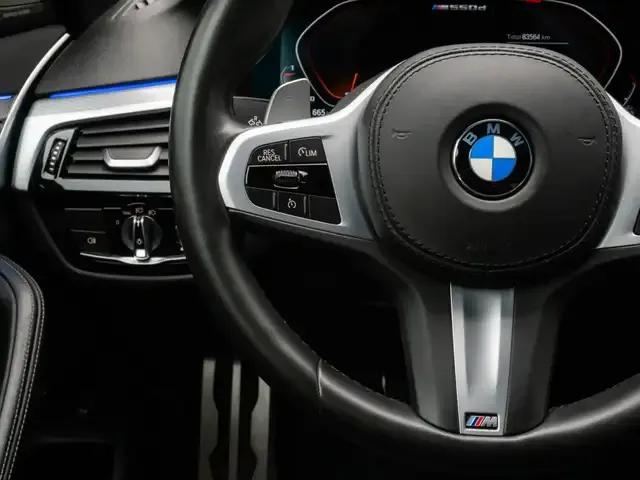 BMW 550