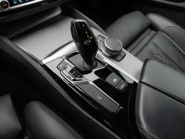 BMW 550