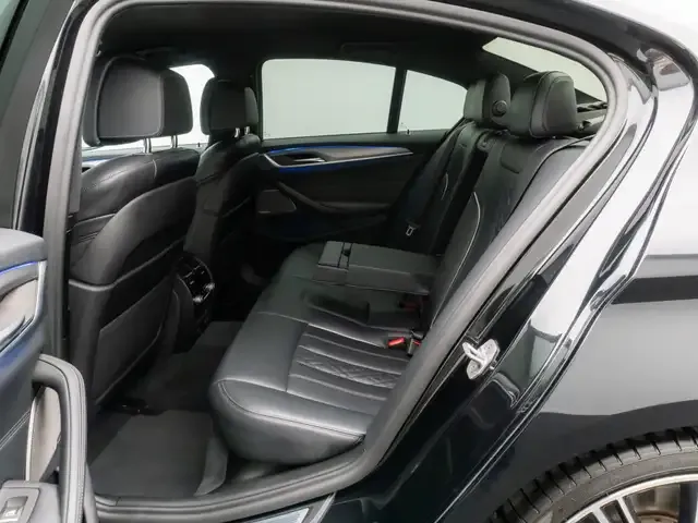 BMW 550