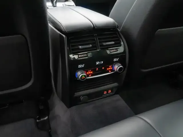 BMW 550