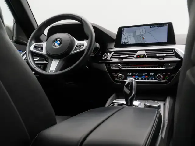 BMW 550