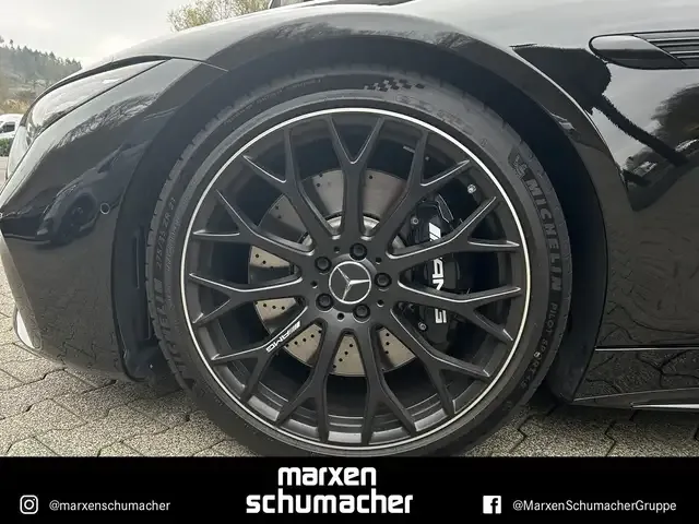 Mercedes-Benz SL 63 AMG