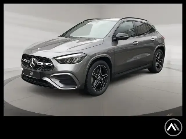 Mercedes-Benz GLA 180
