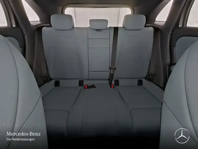 Mercedes-Benz EQA 300