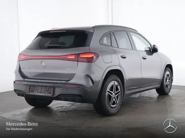 Mercedes-Benz EQA 300