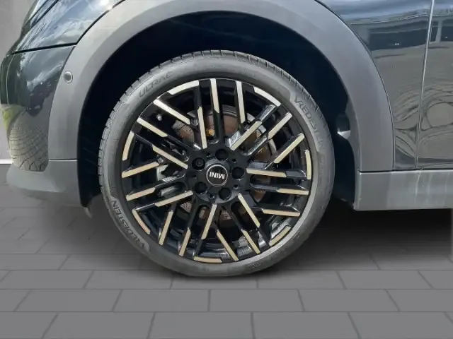MINI Cooper D Countryman