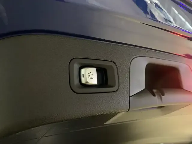 Mercedes-Benz EQC 400