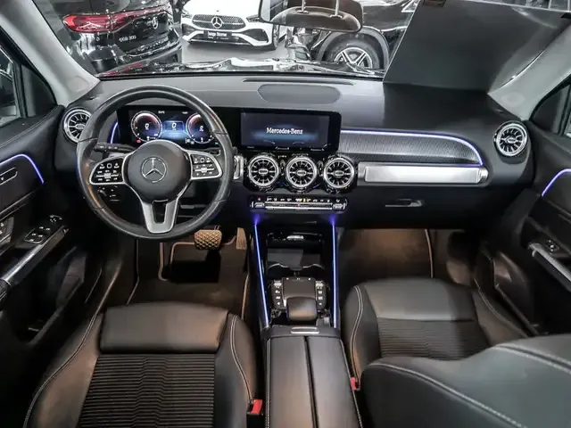 Mercedes-Benz GLB 200