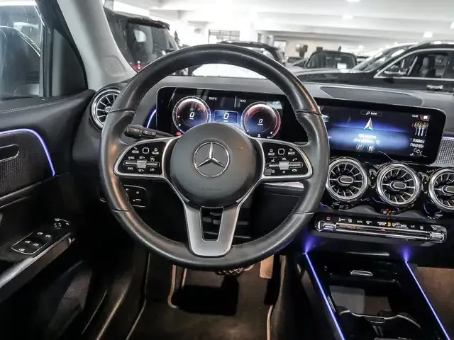 Mercedes-Benz GLB 200