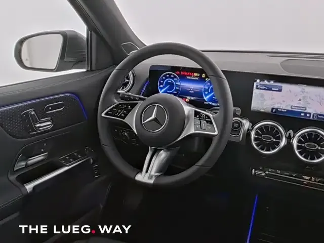 Mercedes-Benz EQB 350