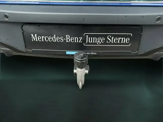 Mercedes-Benz EQA 350