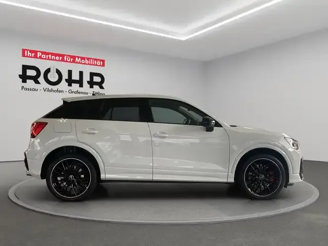 Audi SQ2