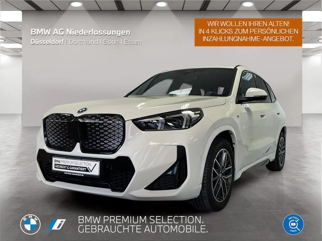 BMW iX1