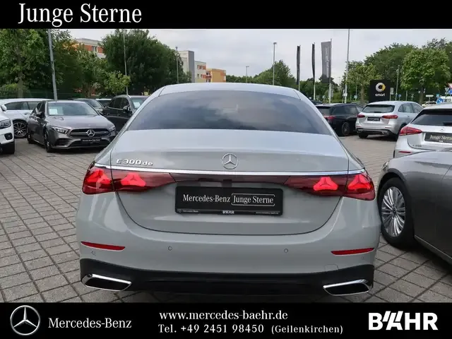 Mercedes-Benz E 300