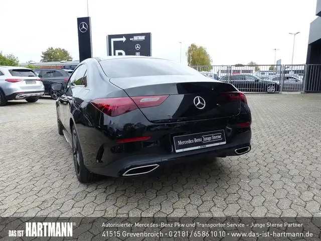 Mercedes-Benz CLA 200