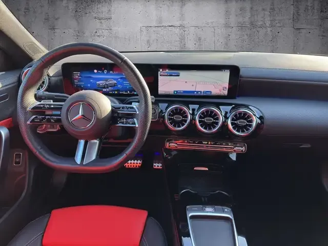 Mercedes-Benz CLA 220
