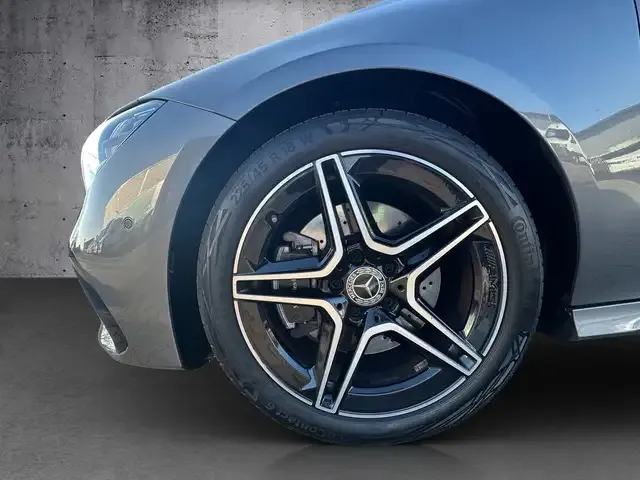 Mercedes-Benz CLA 220