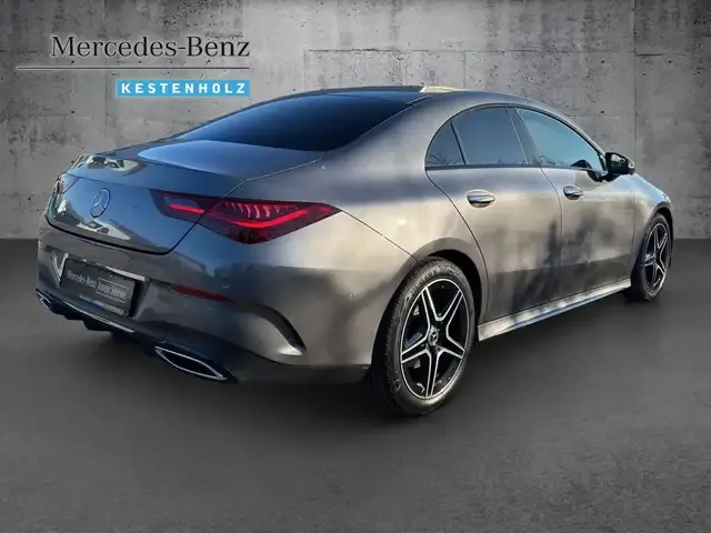 Mercedes-Benz CLA 220