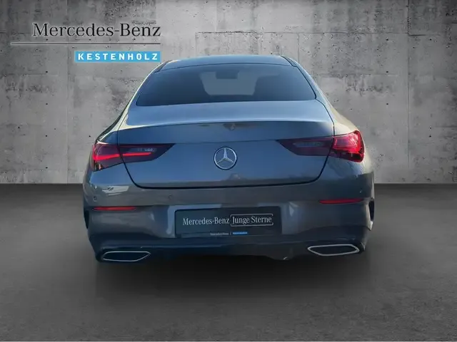 Mercedes-Benz CLA 220