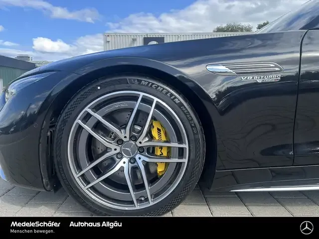 Mercedes-Benz SL 63 AMG