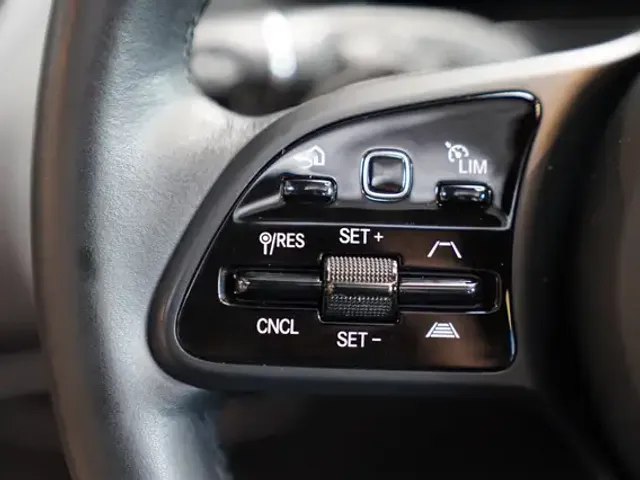 Mercedes-Benz EQC 400